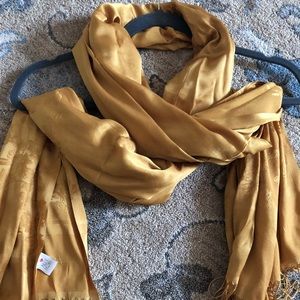 Authentic gold color scarf